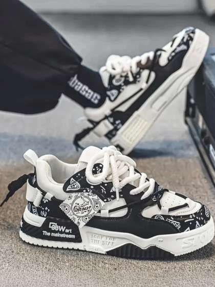 Bandana print low street sneakers
