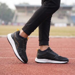 Jokatoo Track Runner, Black